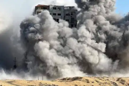 Terör rejimi, Gazze'de UNRWA'ya ait okullara saldırıdı: 11 şehit