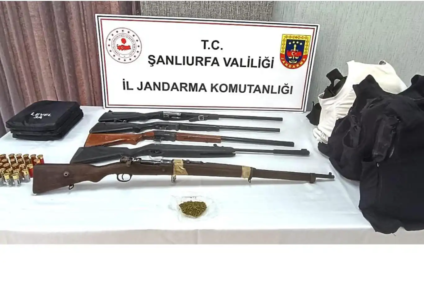 Kasten adam öldürmeden aranan 3 firari yakalandı Kasten adam öldürmeden aranan 3 firari yakalandı