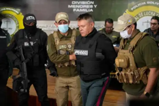 Bolivya'da darbe girişiminde bulunan General Zuniga ve 16 kişi gözaltına alındı