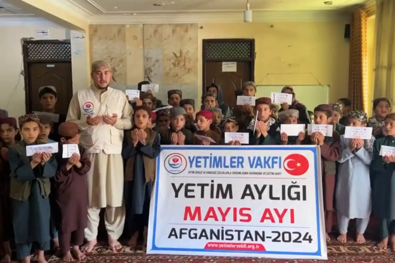 Orphans Foundation delivers cash aid to families in Afghanistan Orphans Foundation delivers cash aid to families in Afghanistan