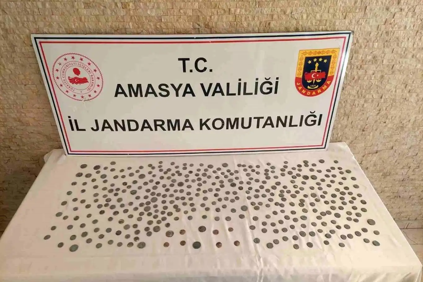 Amasya'da tarihi eser operasyonu: 1 gözaltı Amasya'da tarihi eser operasyonu: 1 gözaltı
