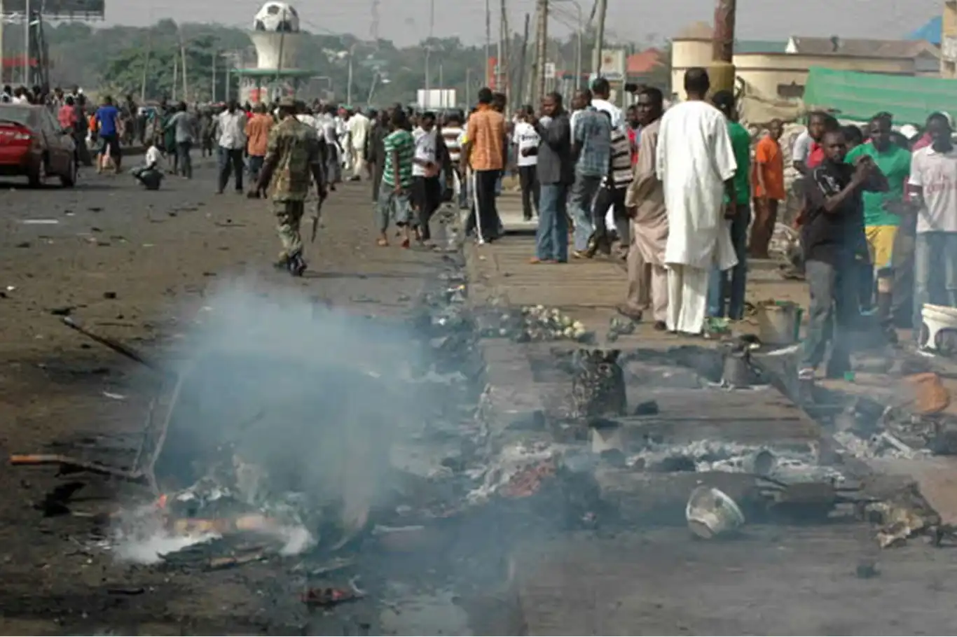Nijerya'da canlı bomba saldırısı: 6 ölü 15 yaralı