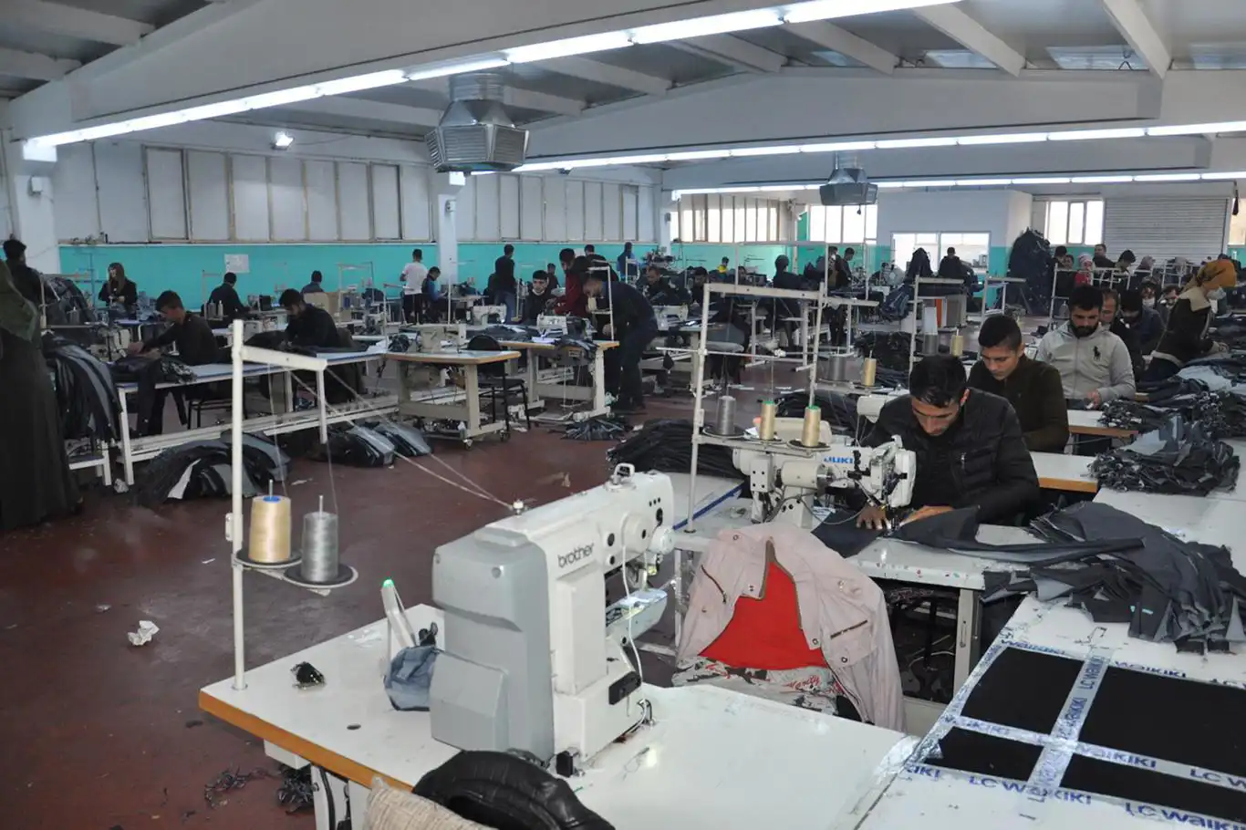 Türkiye's unemployment rate falls to 8.4% in May Türkiye's unemployment rate falls to 8.4% in May