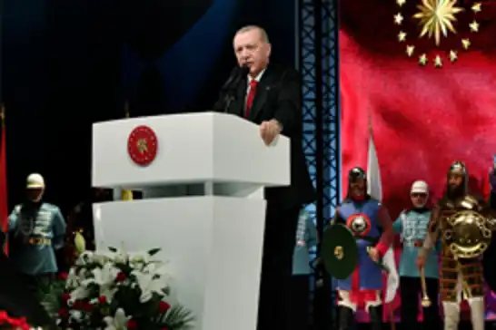 Cumhurbaşkanı Erdoğan: FETÖ'cüler, döktükleri kanla tarihimize kara bir leke olarak geçtiler