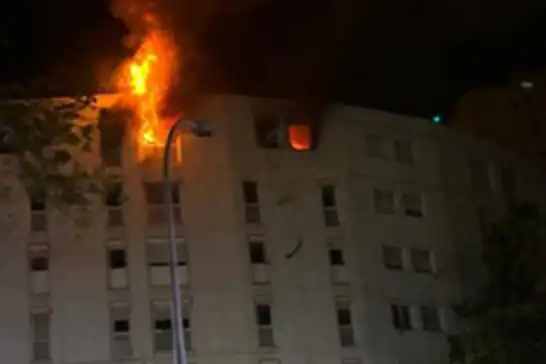 Fransa'da apartman yangını: 7 ölü