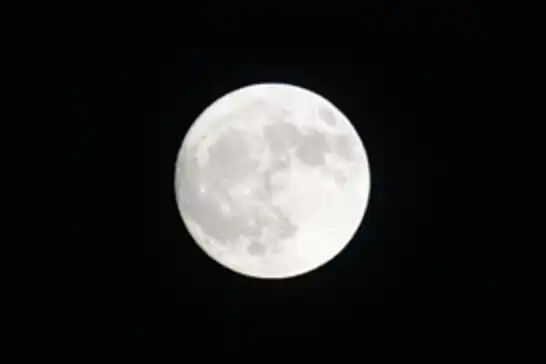 Ay’ın dolunay hali güzel görüntü oluşturdu