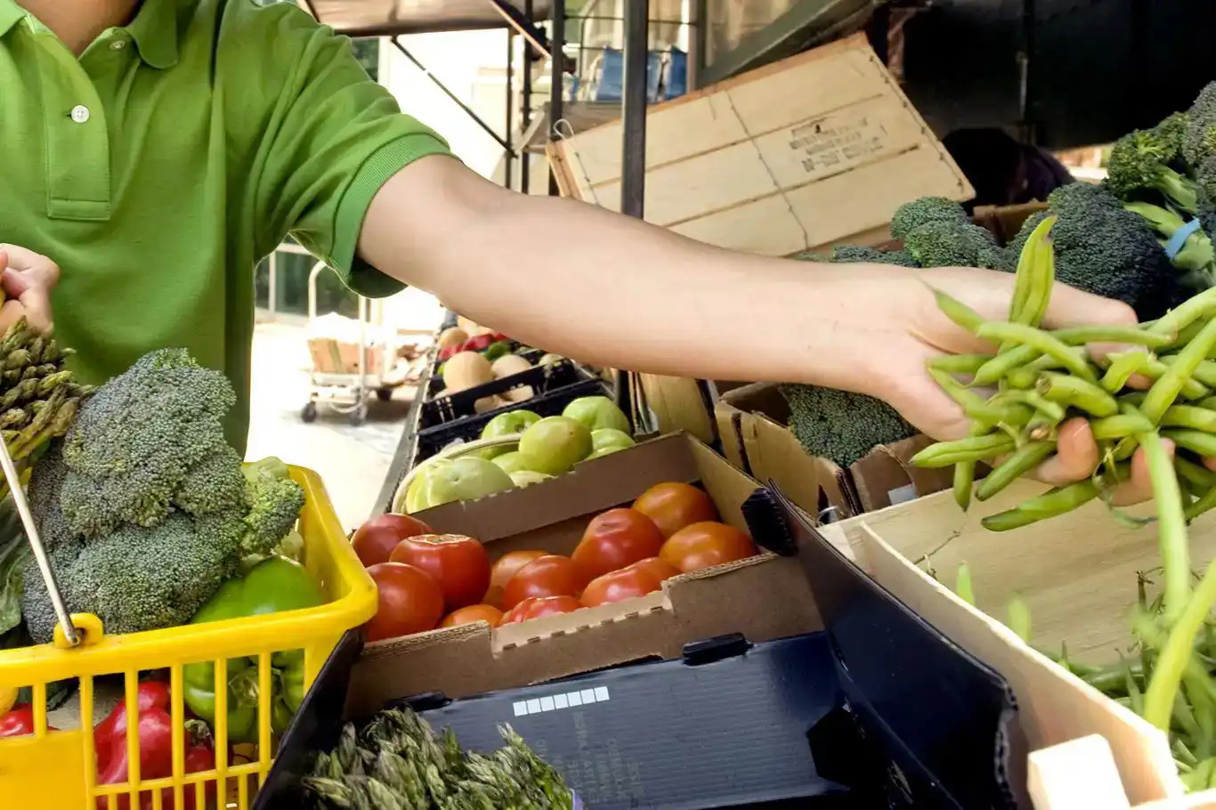 Turkish consumer confidence index drops to 75.9 in July Turkish consumer confidence index drops to 75.9 in July
