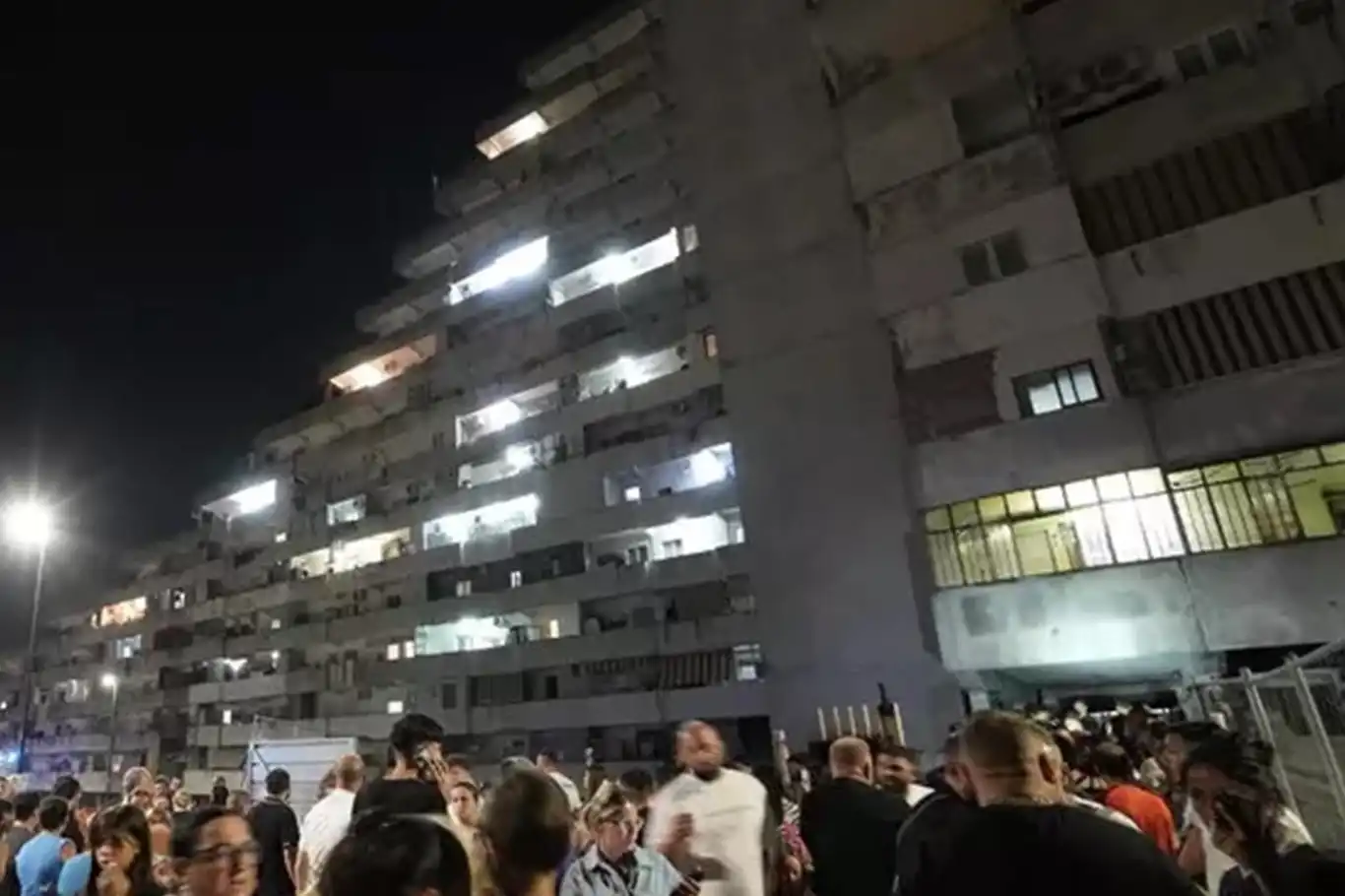 İtalya'da balkon çöktü: 2 ölü 13 yaralı