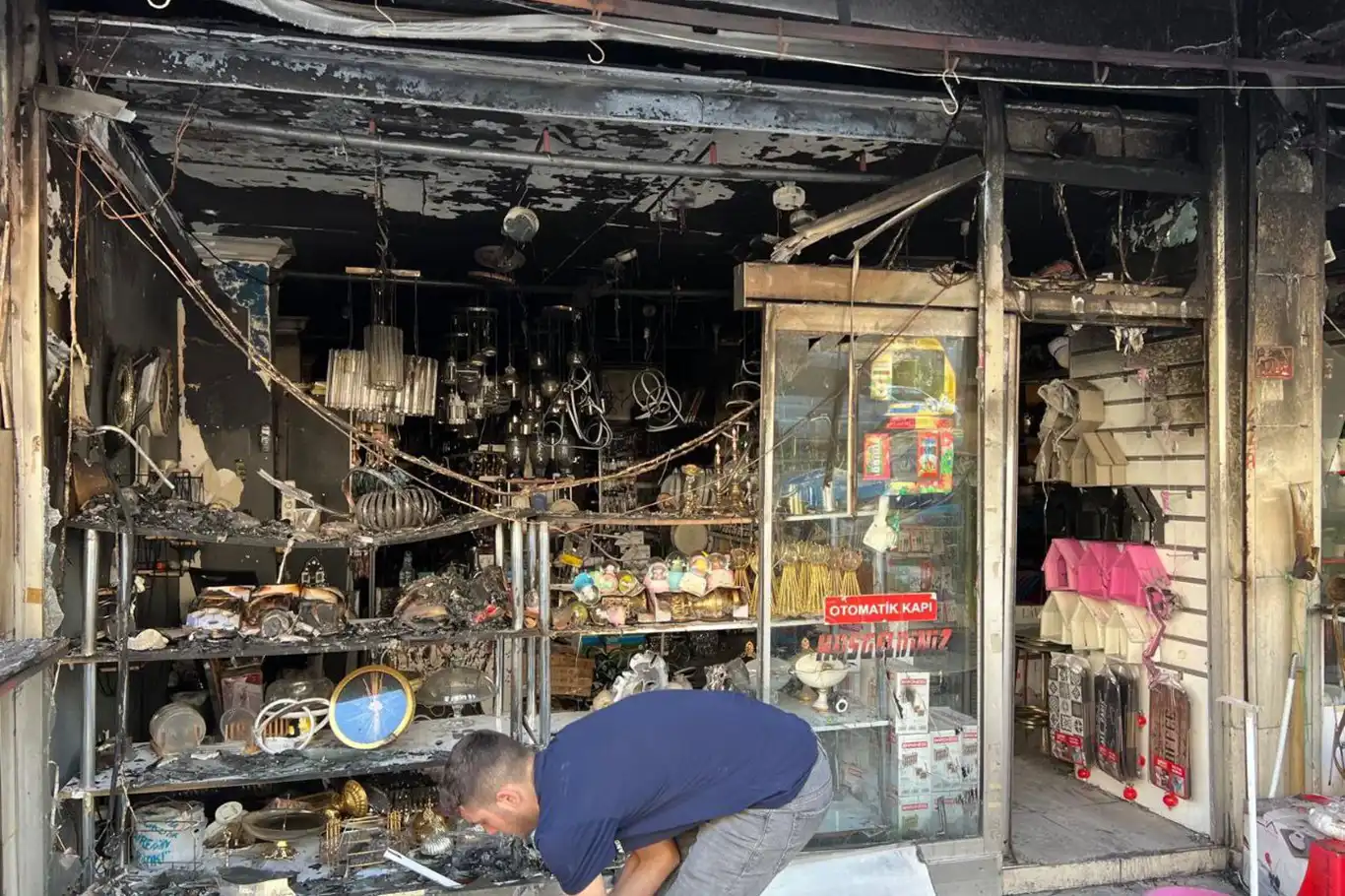 HÜDA PAR'ın eski ilçe başkanına ait iş yerinde yangın: "Kundaklama şüphesi var"