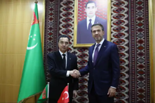 Bakan Bayraktar, Türkmenistan'da temaslarda bulundu
