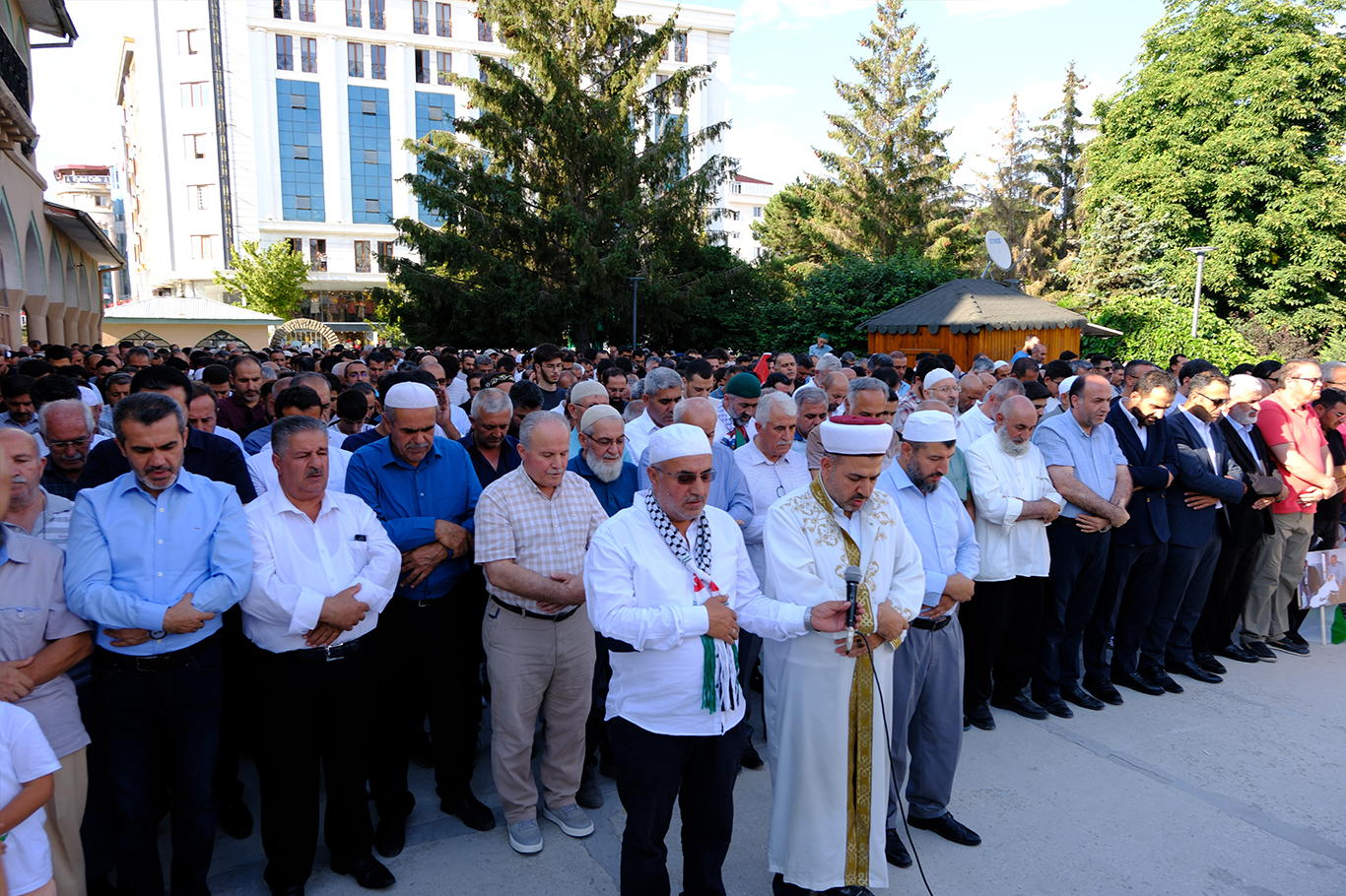 Van’da HAMAS lideri Heniyye için gıyabi cenaze namazı ve basın açıklaması