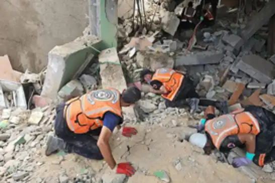غزة.. شهيدان و18 جريحاً في قصف صهيوني على منزل للمدنيين