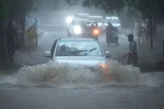 باران های شدید در هند منجر به سیل شدند: 48 نفر کشته شدند