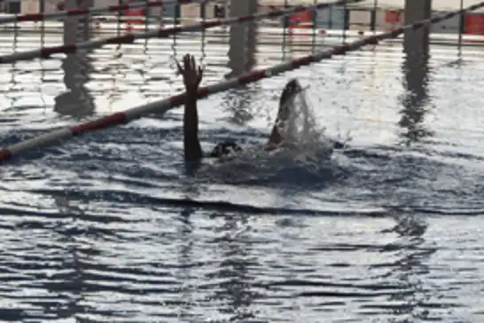 Yüzme Eğitmeni Turan: Boğulma vakaları bilinmeyen sulara girmekten kaynaklanıyor