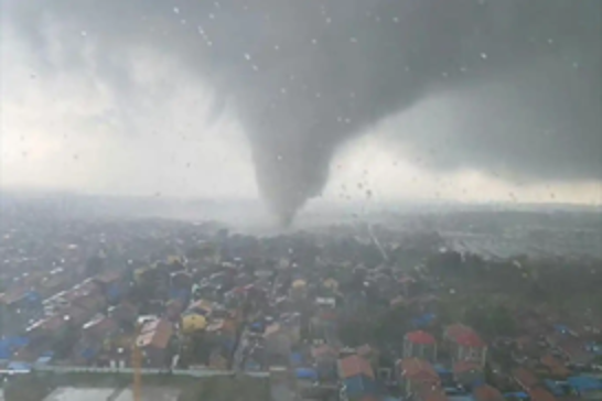 Five dead, dozens injured as tornadoes ravage city in eastern China