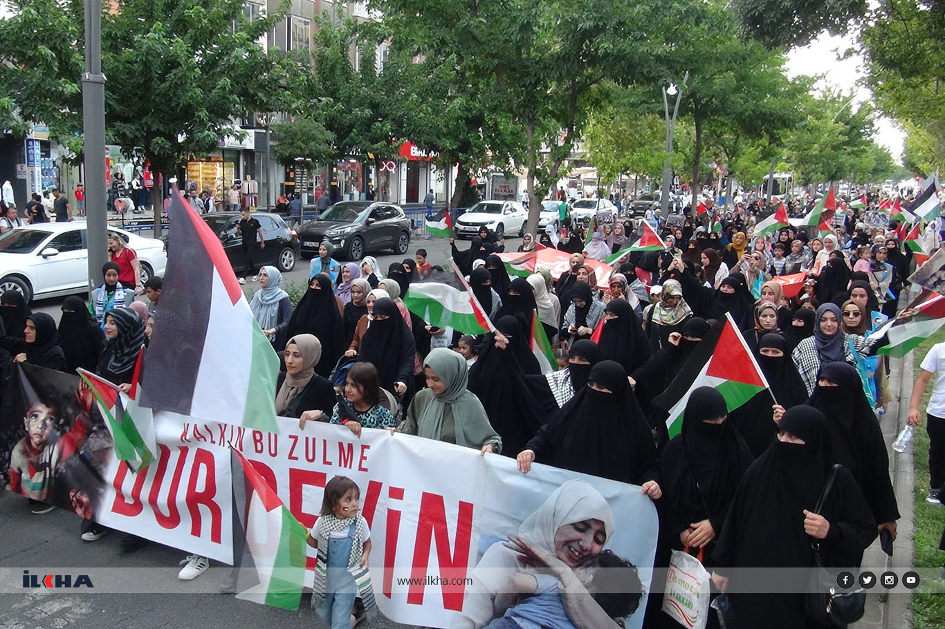 Thousands march in Batman in support of Gaza resistance Thousands march in Batman in support of Gaza resistance