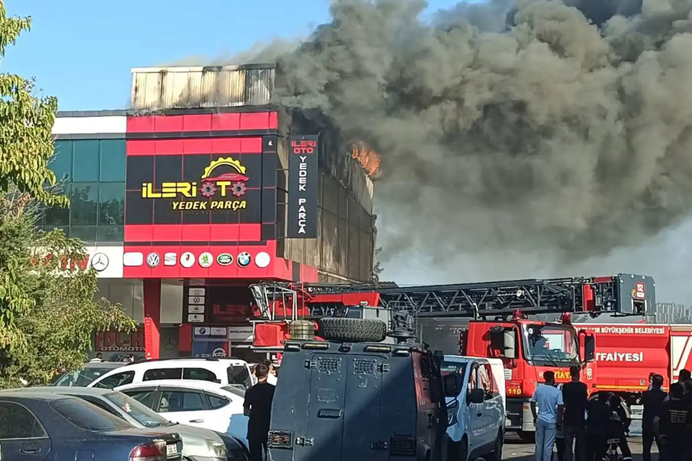 Diyarbakır sanayi sitesinde büyük yangın 