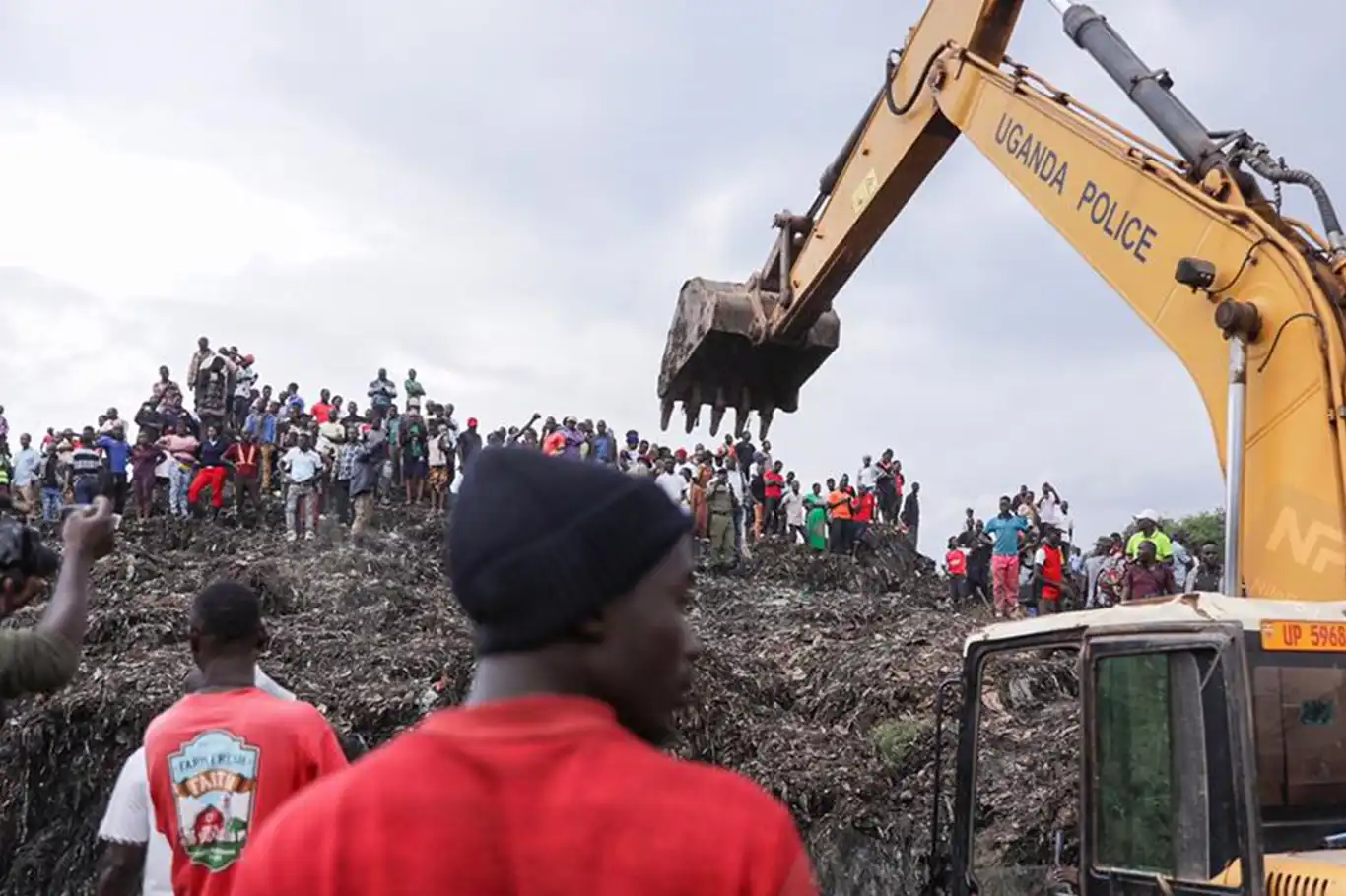 Uganda: Landslide at Kampala landfill kills eight Uganda: Landslide at Kampala landfill kills eight