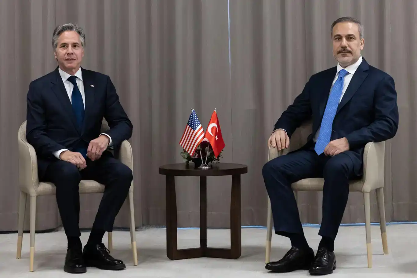 Turkish FM Fidan urge immediate cease-fire in Gaza during talks with U.S. Secretary of State