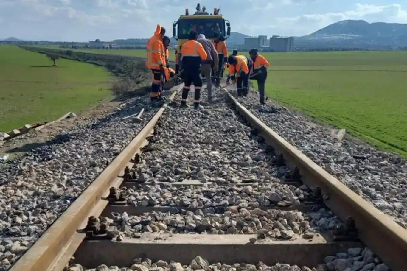 Demir yolu araçlarının bakımına ilişkin esaslar Resmi Gazete'de