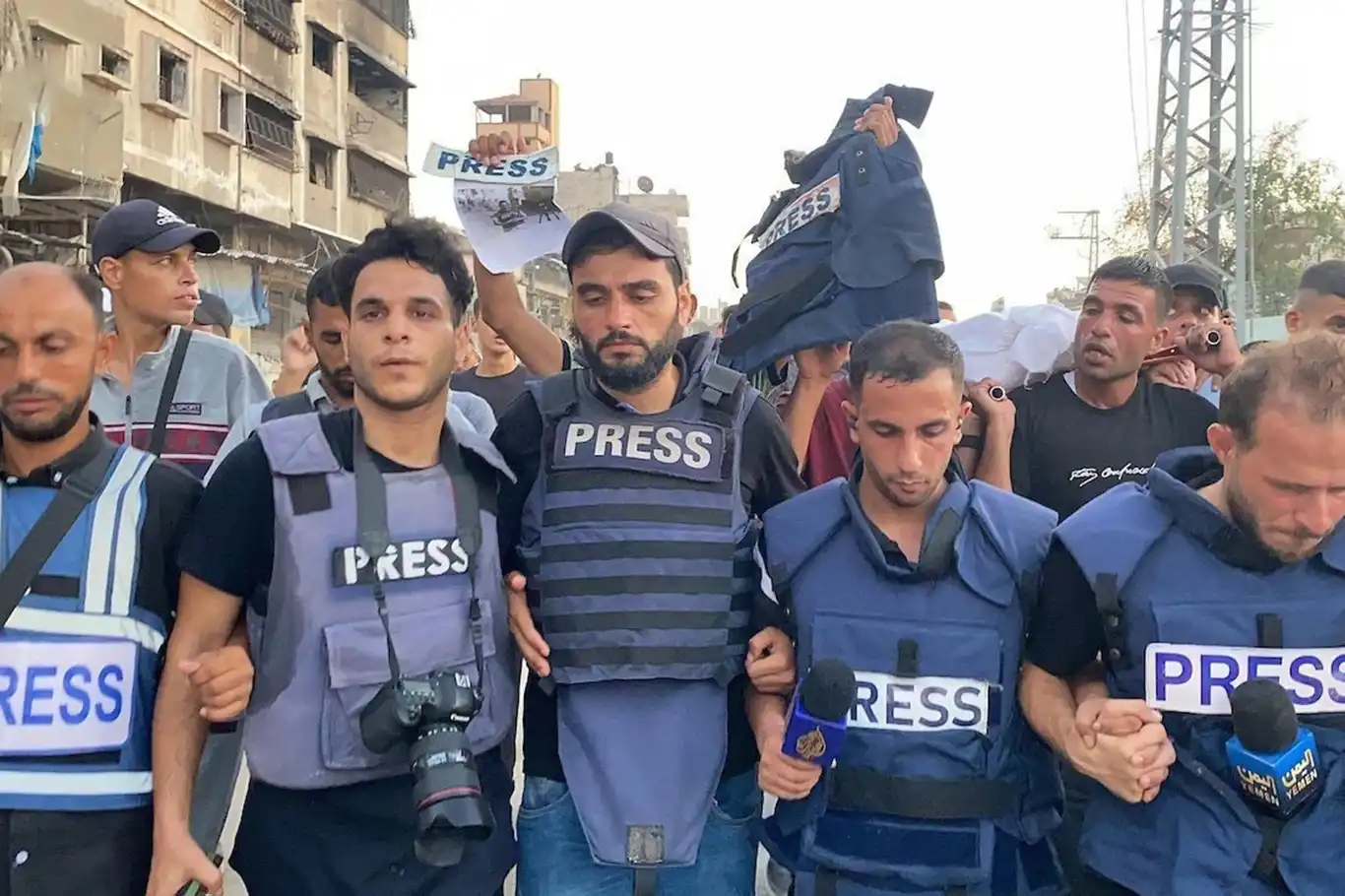 Medyada siyonist zorbalık: İşgal rejiminin medya üzerindeki etkisi