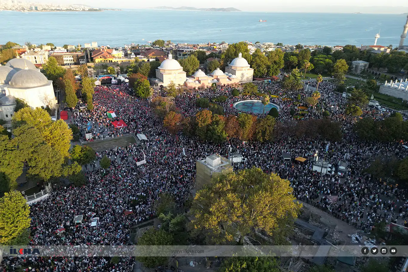 Hundreds of thousands rally in Istanbul to support Palestinian resistance Hundreds of thousands rally in Istanbul to support Palestinian resistance
