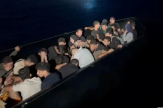 Turkish Coast Guard rescues 75 irregular migrants Off Muğla coast