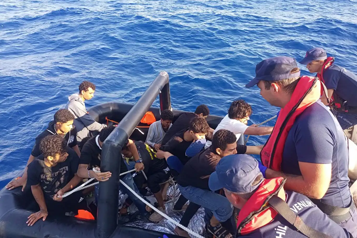 Turkish Coast Guard rescues 78 migrants pushed back by Greece