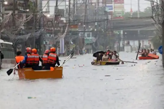 Filipinler'de muson yağmurları etkili oluyor: 6 ölü, 11 yaralı