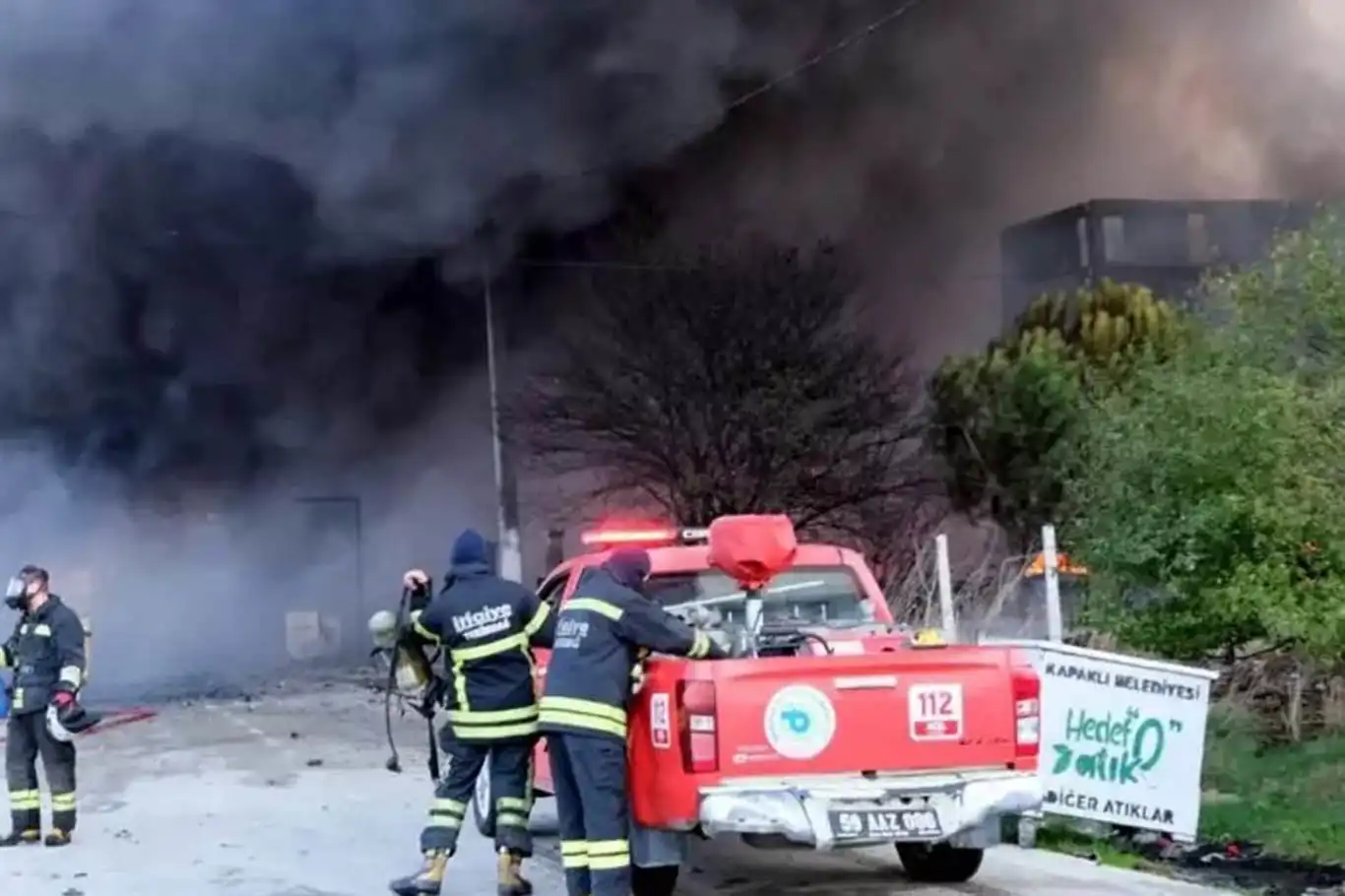 Tekirdağ'da fabrika yangını kontrol altına alındı