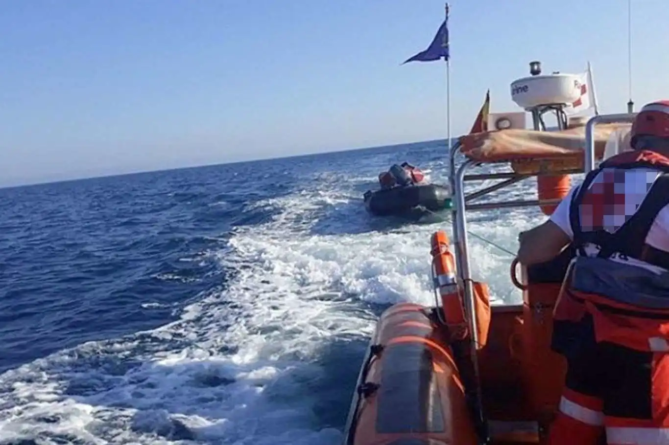 Migrant boat sinks off Greece’s Samos island: 3 dead, 25 missing