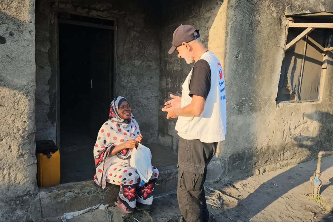 Yetimler Vakfı Tanzanya'da kurban eti dağıtmaya devam ediyor