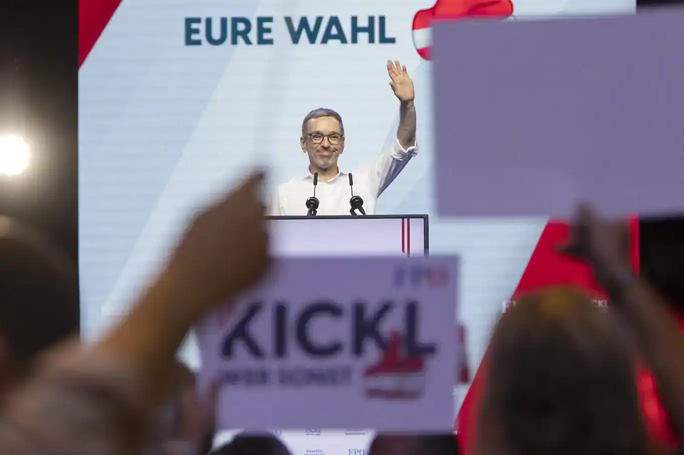 Austrians head to polls to elect new government amid tight race