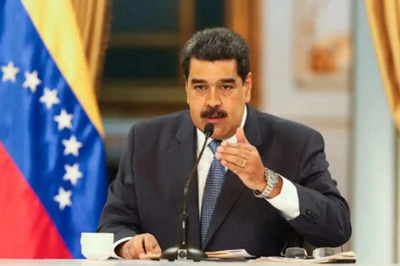 Maduro banga hevgirtinê li gelê Filistîn û Lubnanê kir