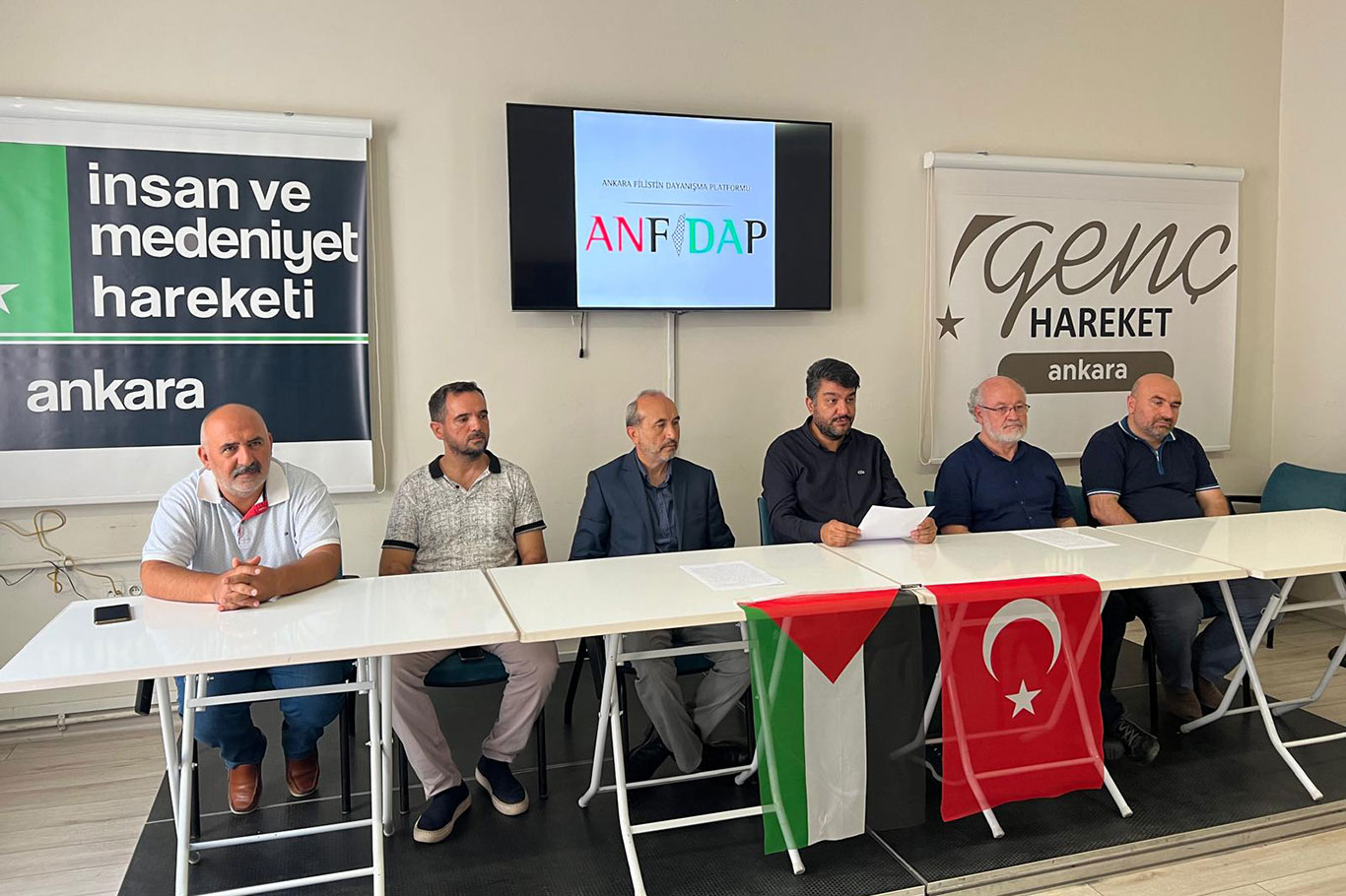 "Sisi, Filistin aleyhine gösterdiği duruştan bir an önce vazgeçmeli"