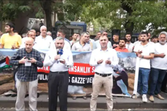 "İslam ülkeleri Gazze soykırımından ders ve ibretler çıkarmalı"