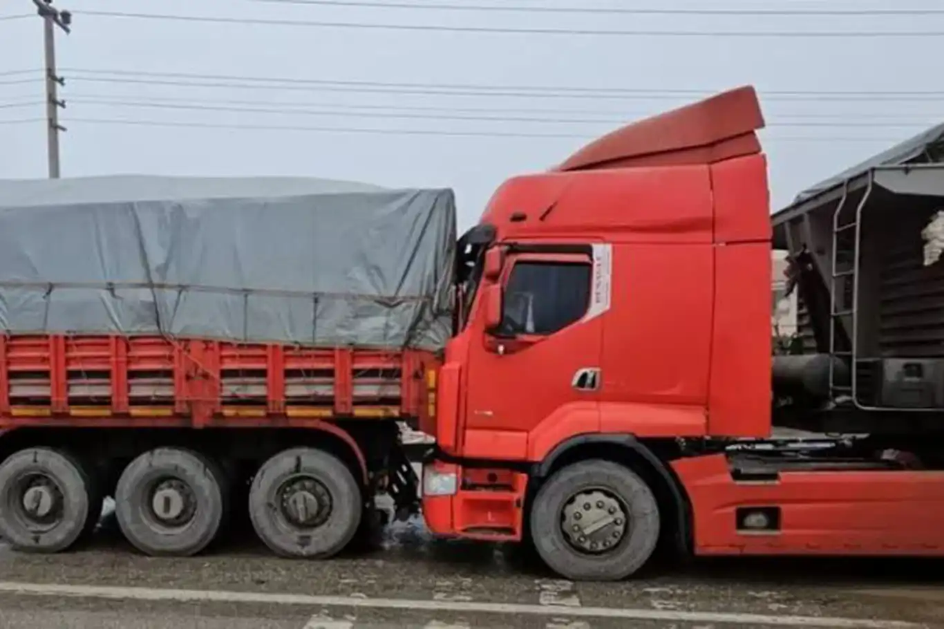 Konya'da zincirleme trafik kazaları: 6 yaralı