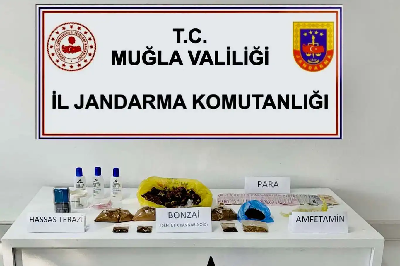 Uyuşturucu operasyonunda 1 kilogram bonzai ele geçirildi