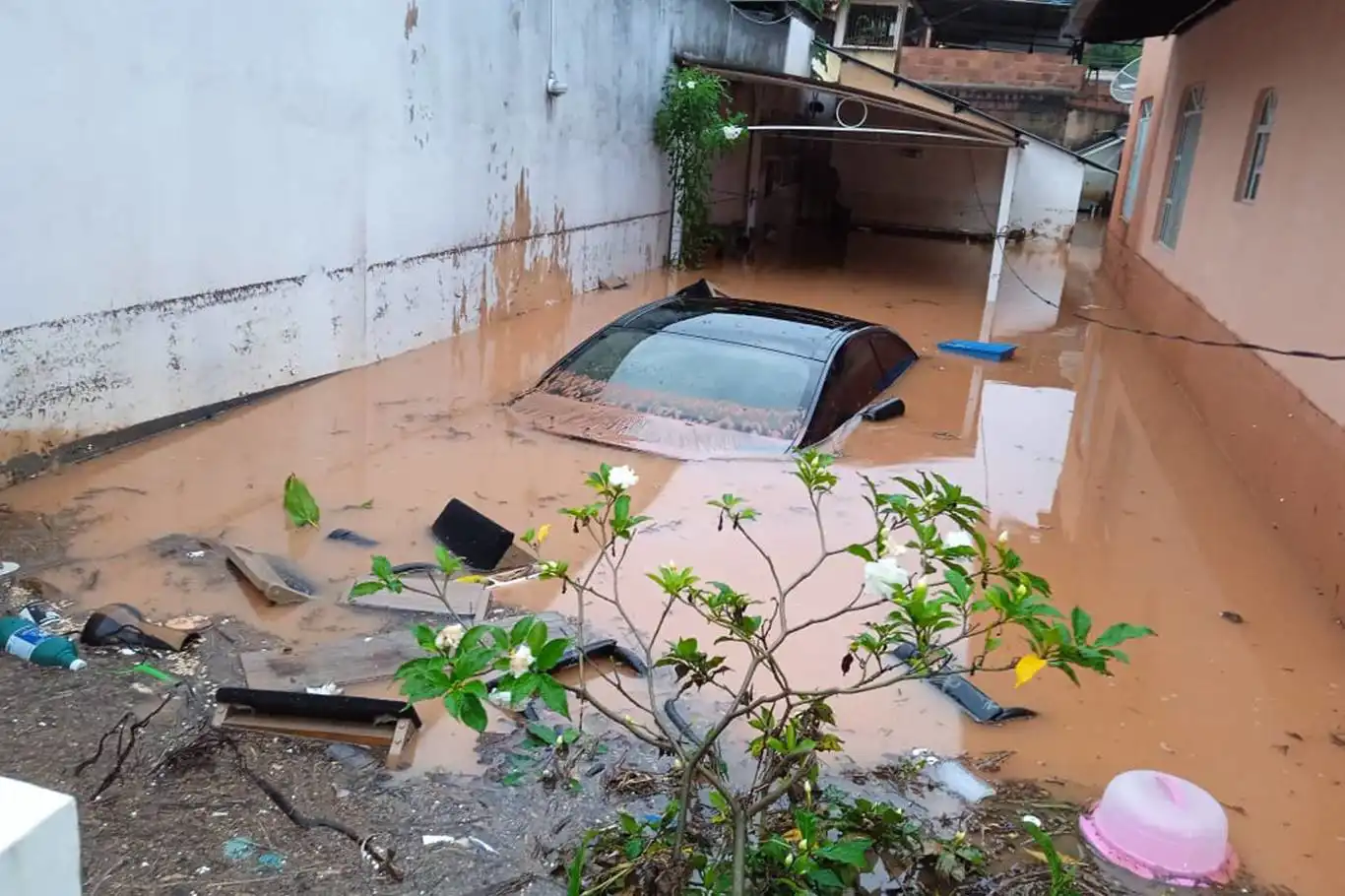 10 dead in southeast Brazil landslides triggered by torrential rainfall