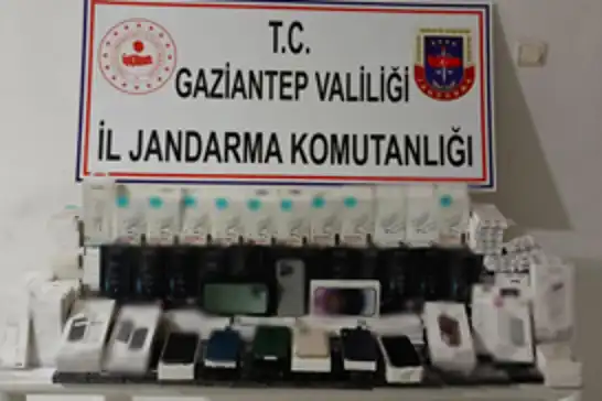 Gaziantep'te gümrük kaçağı elektronik malzeme operasyonu