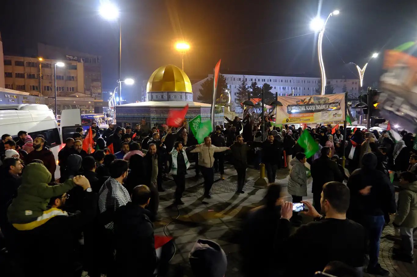 Gazze direnişinin zaferi Van'da coşkuyla kutlandı