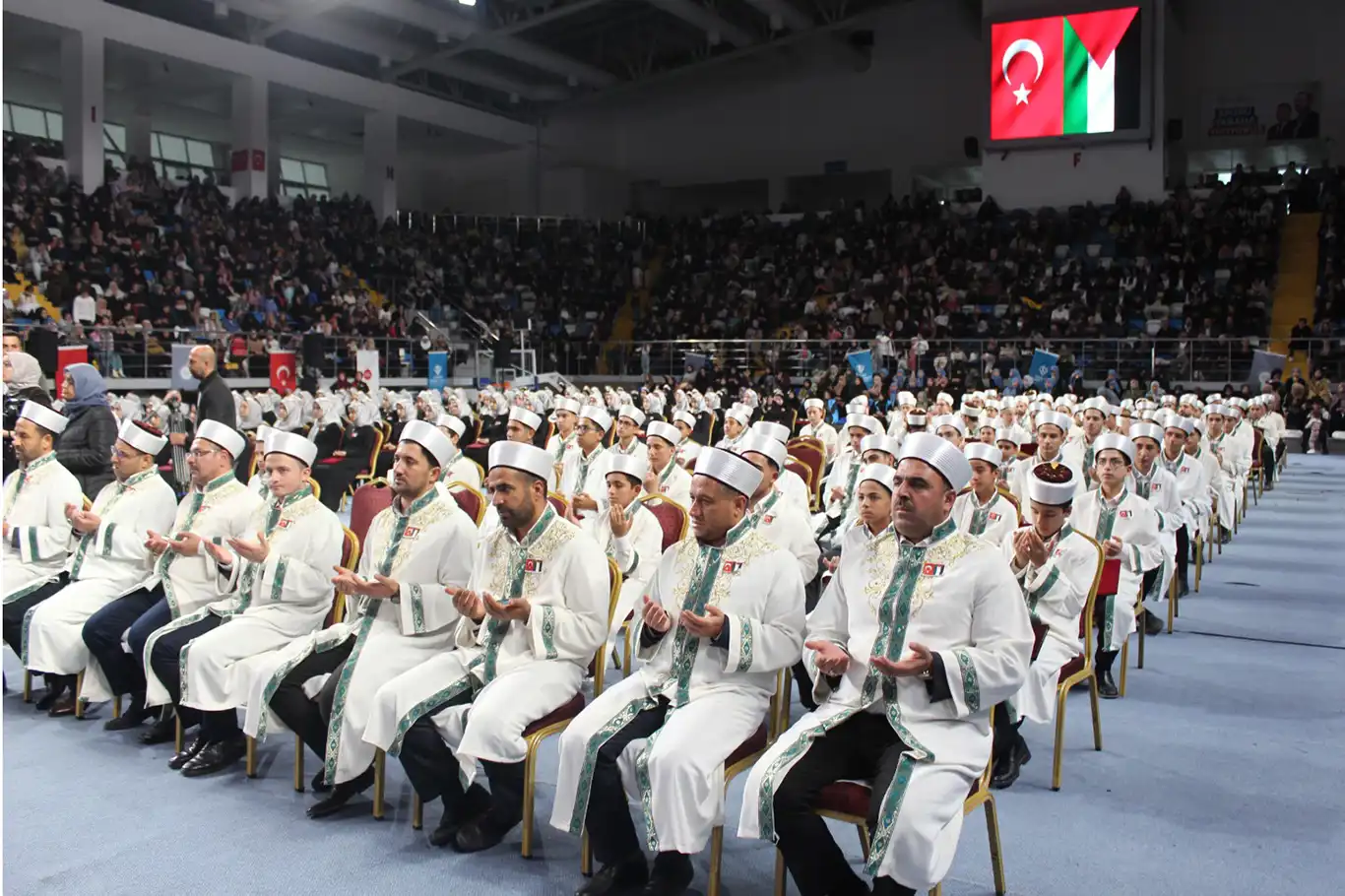 "Hafızlık, İslam medeniyetinin ruhunu yaşatan önemli bir misyon"