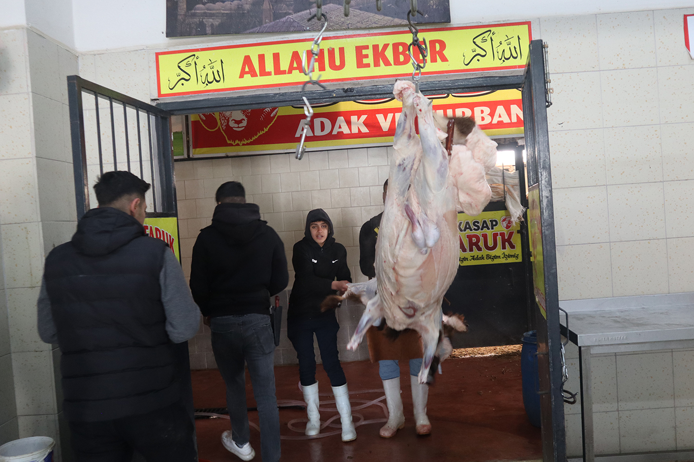 Adak ve Kurban Kesim Merkezi