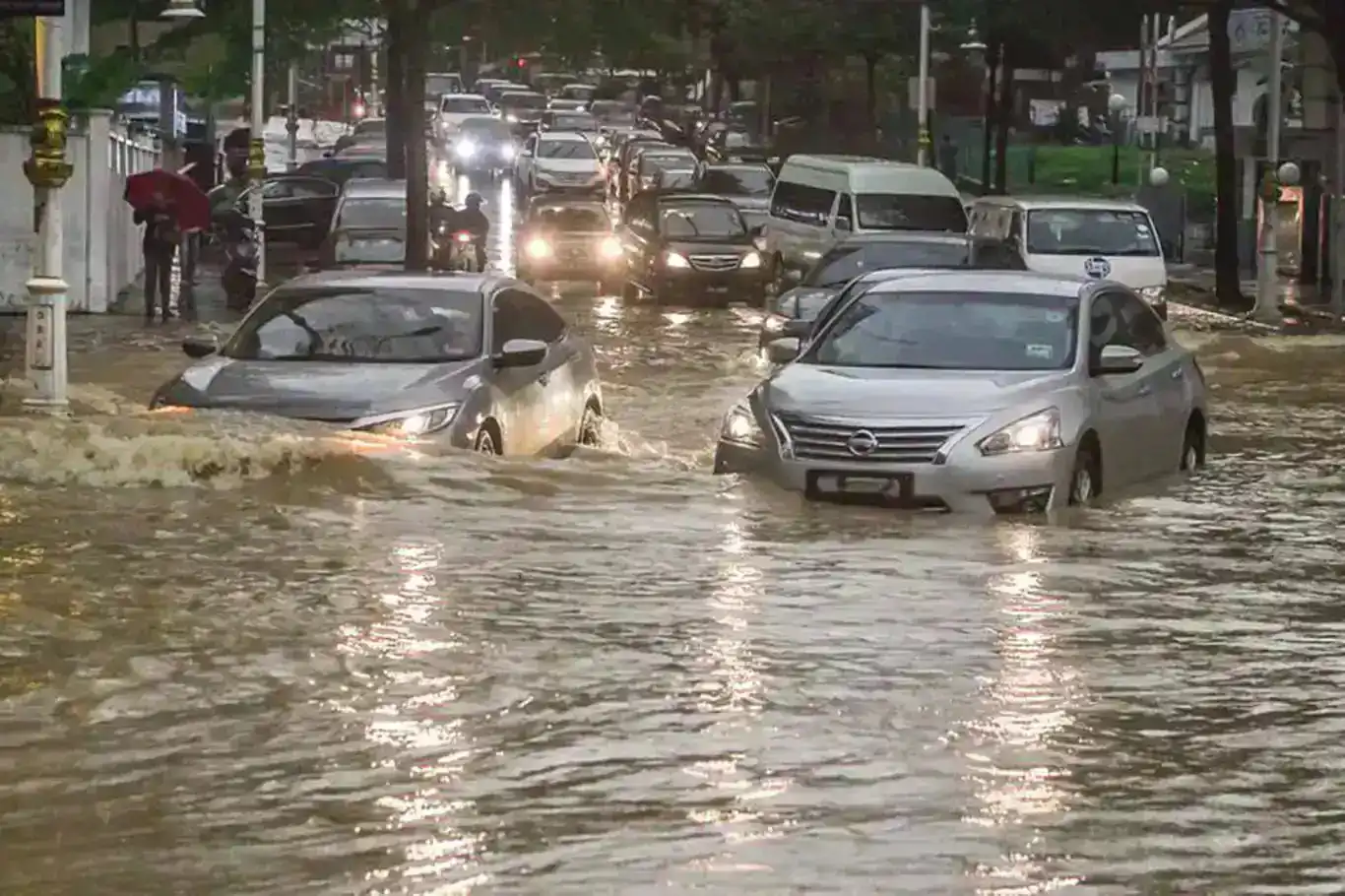 Antalya için "çok kuvvetli" yağış uyarısı