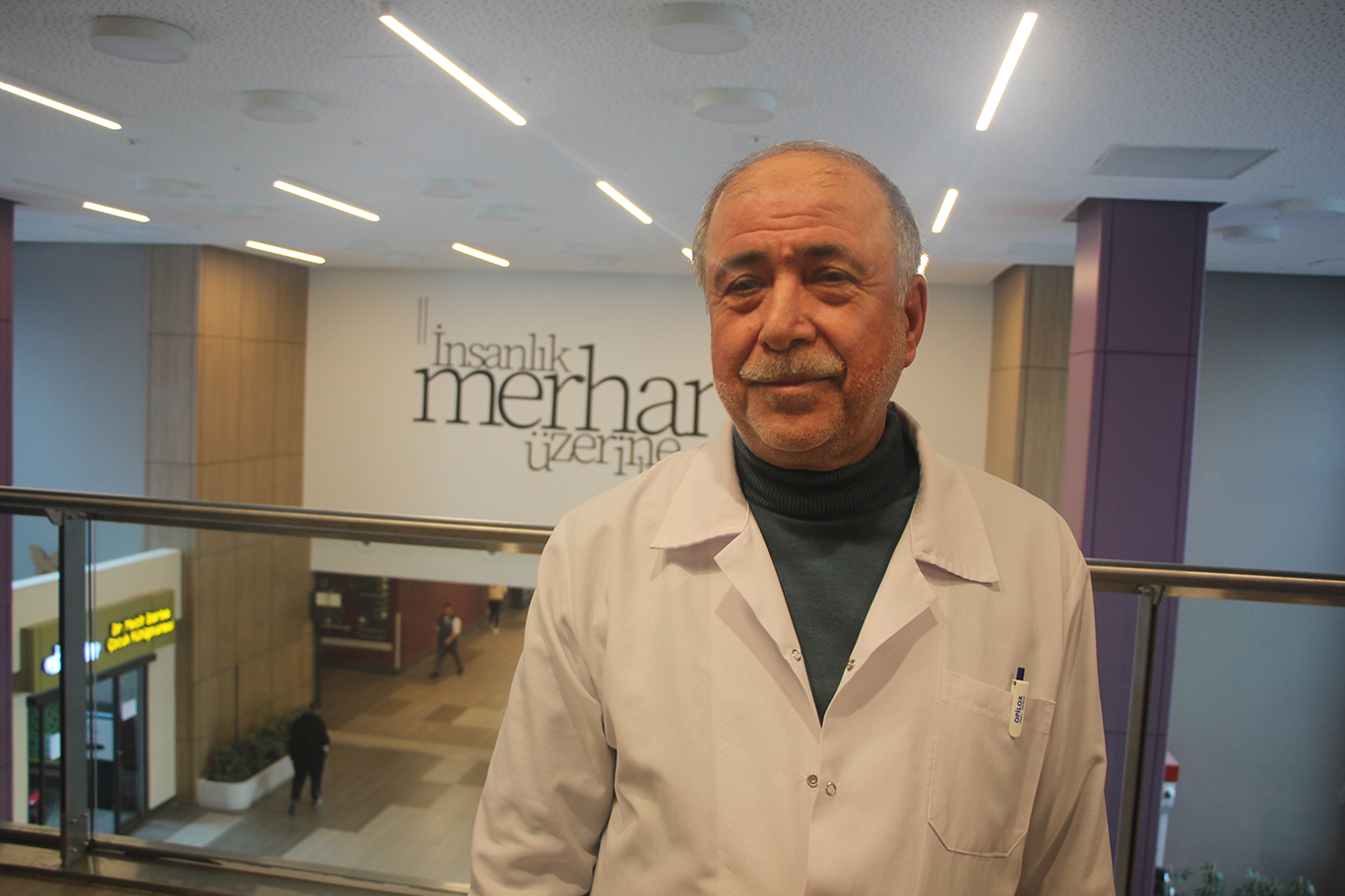 Dermatoloji Uzmanı Prof. Dr. Orhan Özgöztaşı