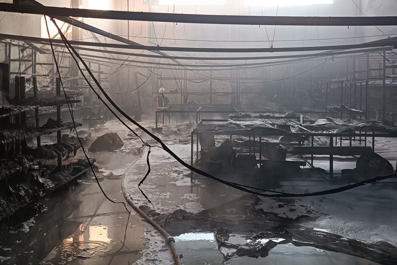 Malatya'da kağıt fabrikasında yangın