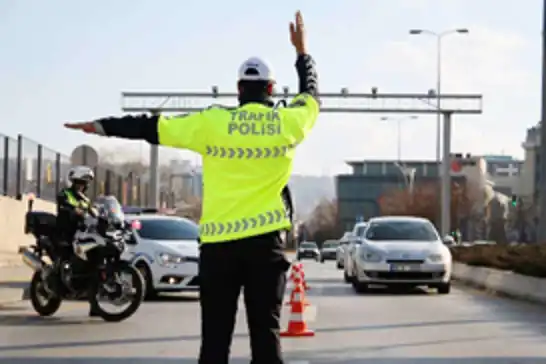 Ankara'da bazı yollar trafiğe kapatıldı