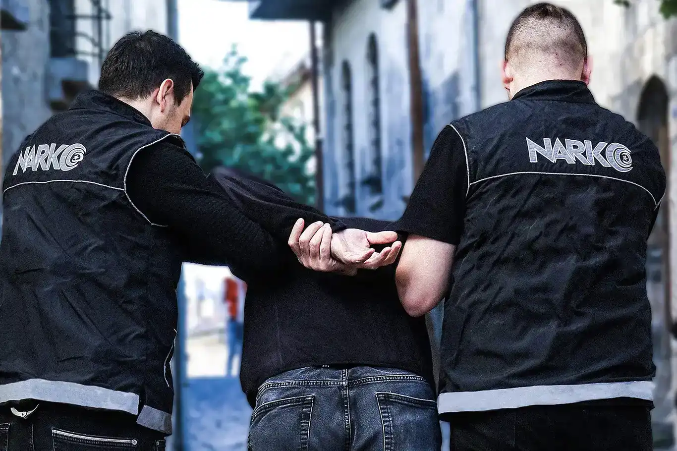 Sarıyer’de uyuşturucu operasyonu: 5 gözaltı Sarıyer’de uyuşturucu operasyonu: 5 gözaltı