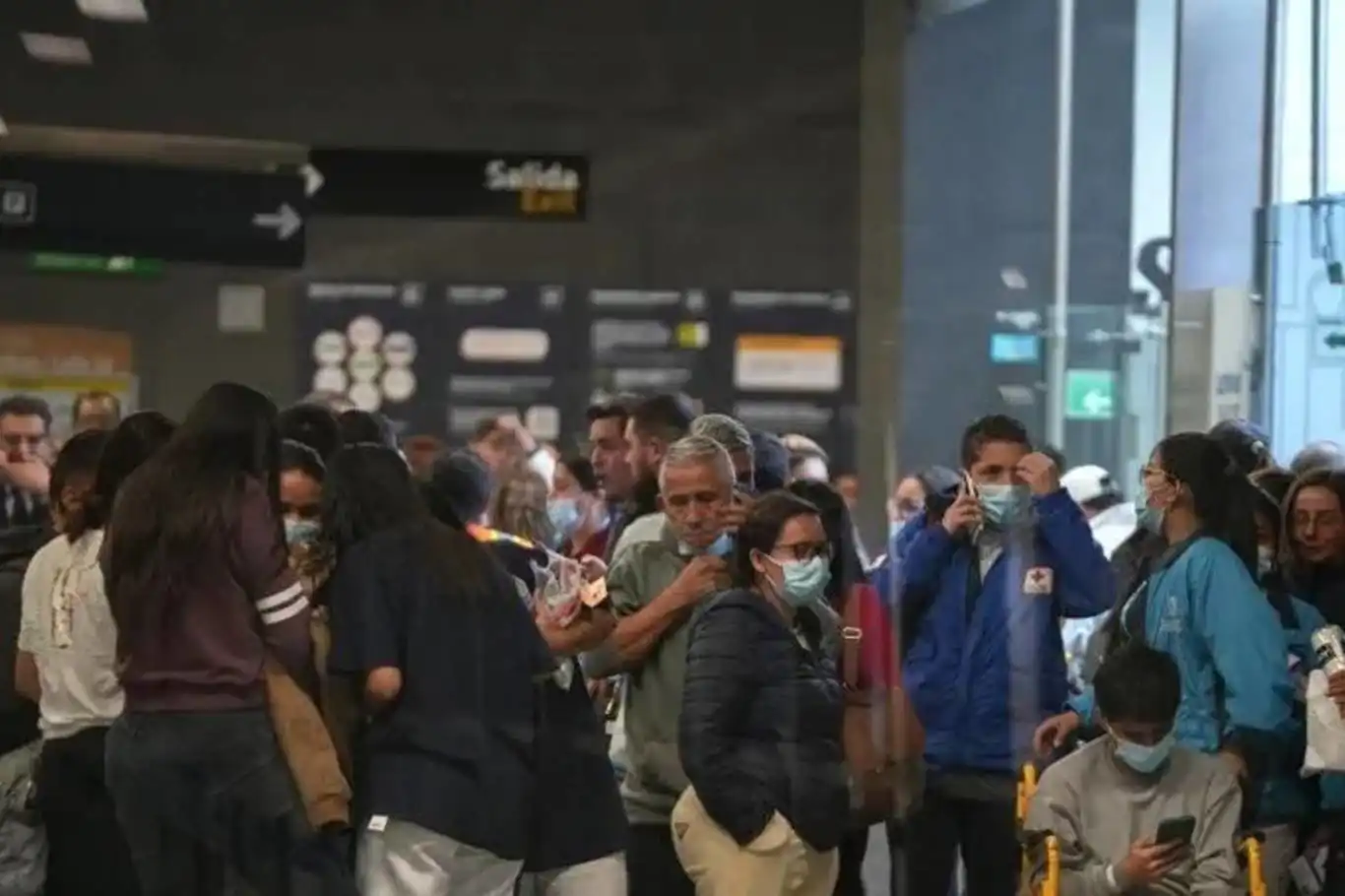 Colombia receives 105 deportees from United States