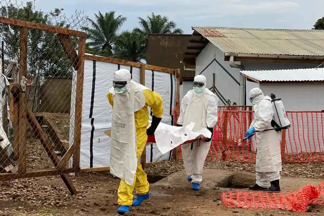 Li Ugandayê xebatkarek tenduristiyê ji ber vîrûsa Ebola mir